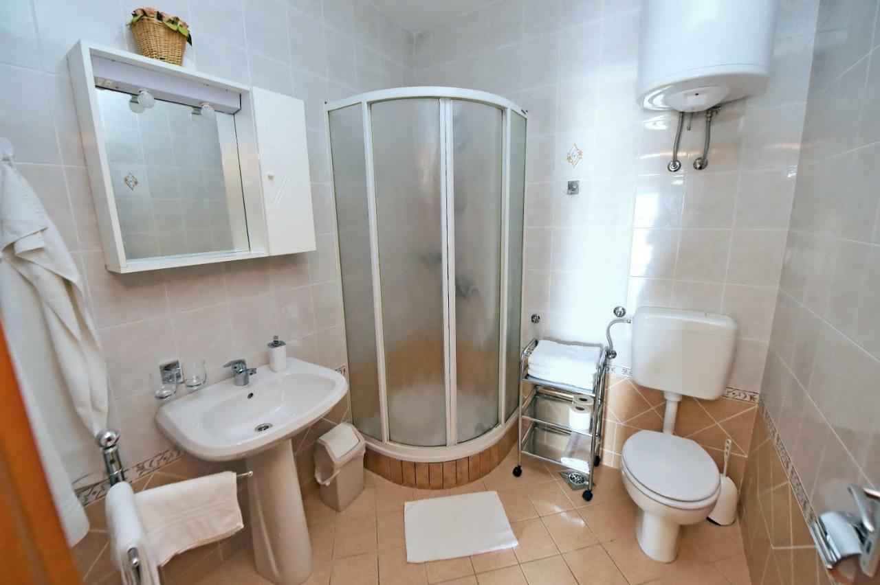 Apartman Mima Apartment Porat  Ngoại thất bức ảnh